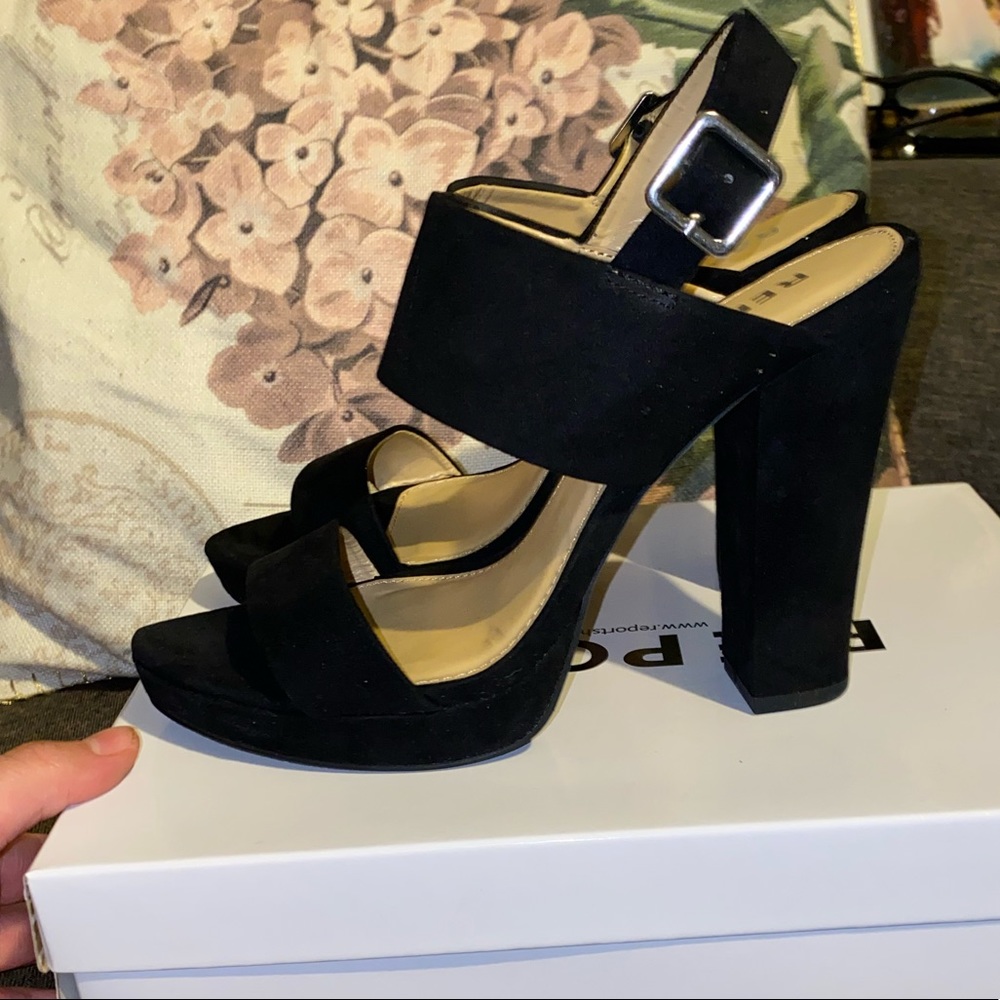 Heels - Picture 2 of 3